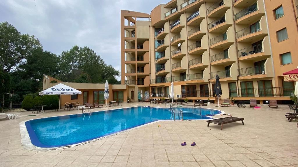 Spacious One-Bedroom Apartment 5 Minutes from the Beach in Sunny Beach – Fully Furnished and Ready to Move In