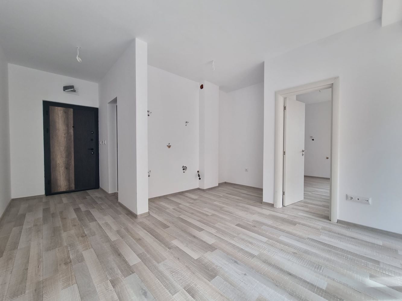 One-bedroom apartment in Sveti Vlas with no maintenance fee – comfort and tranquility 400 m from the sea