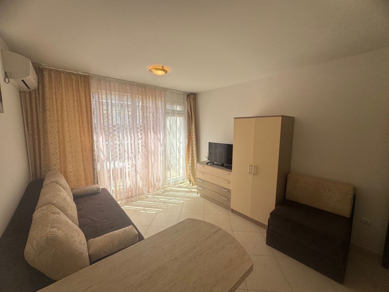 Cozy fully furnished studio 300 m from the sea in Pomorie – an excellent investment and holiday property
