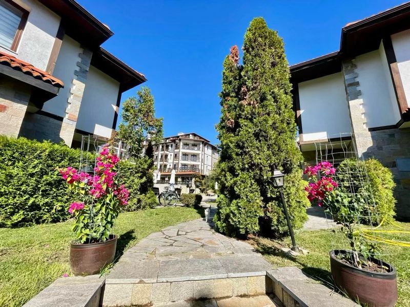 Spacious fully furnished studio with pool view in Sunny Beach – comfort, tranquility, and excellent investment