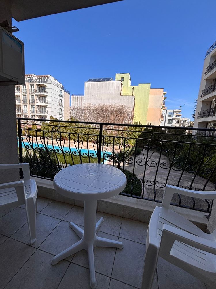 Spacious One-Bedroom Apartment with Pool View in Sunny Beach – Option for a Second Bedroom