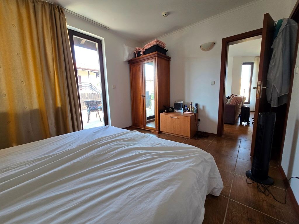 Spacious two-bedroom apartment in a modern complex with pools and excellent infrastructure – ready to move in or for investment