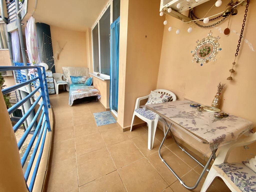 Sunny and cozy studio with no maintenance fee – Rusalka district, Sveti Vlas, 500 m from the sea