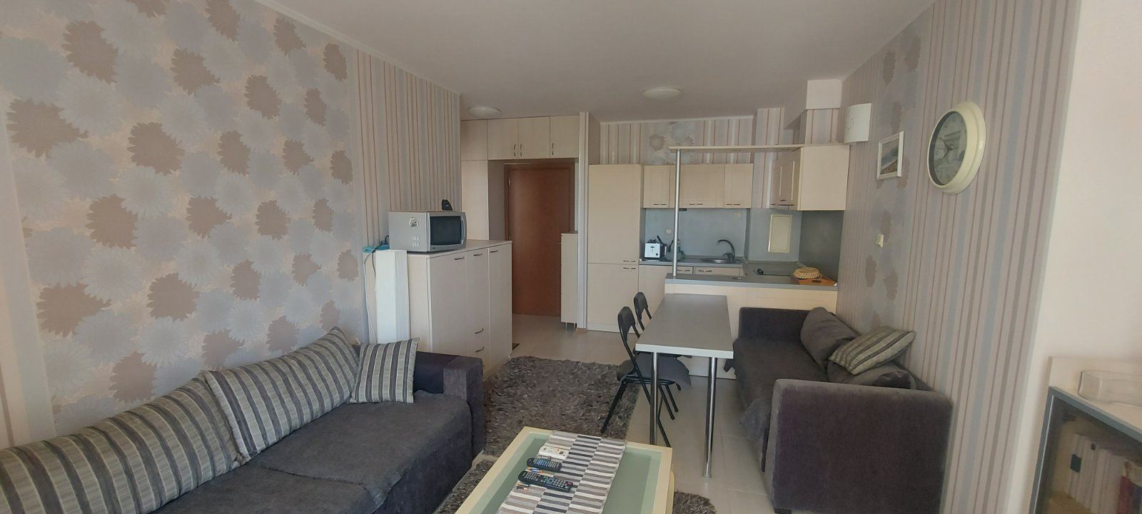 Spacious one-bedroom apartment in a gated complex in Sunny Beach – comfort, tranquillity and an excellent environment