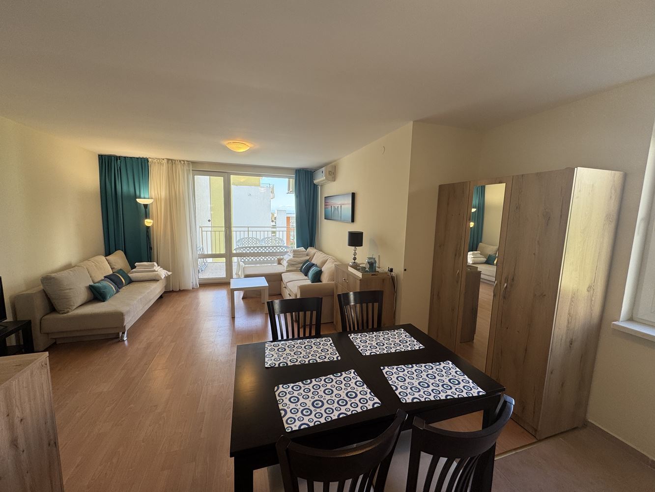 Spacious studio in Sveti Vlas with beautiful pool view – excellent investment by the sea