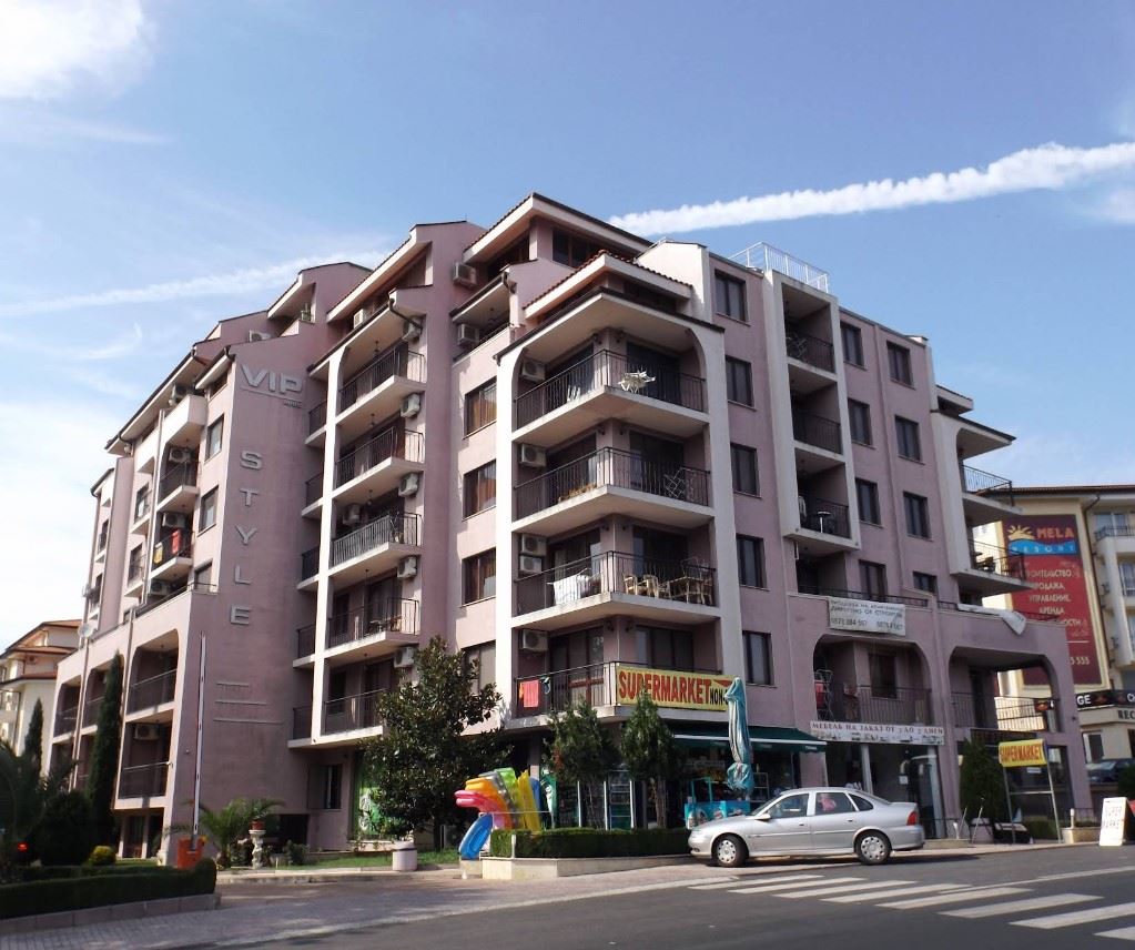 Spacious Furnished Studio in Sunny Beach – Only 300 Meters from the Beach