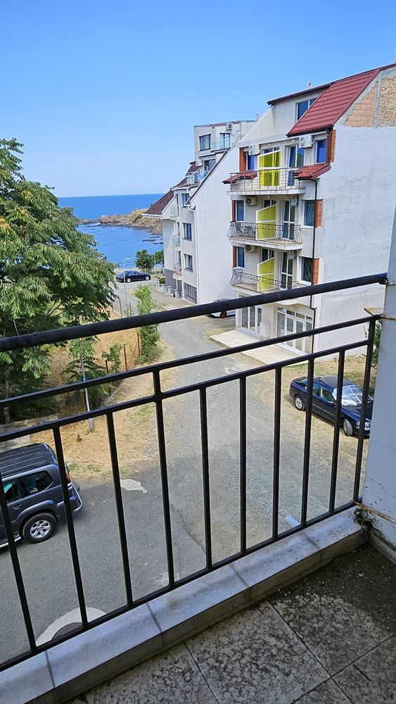 One-Bedroom Apartment with Sea View in Ahtopol – Only 50 Meters from the Beach, No Maintenance Fee