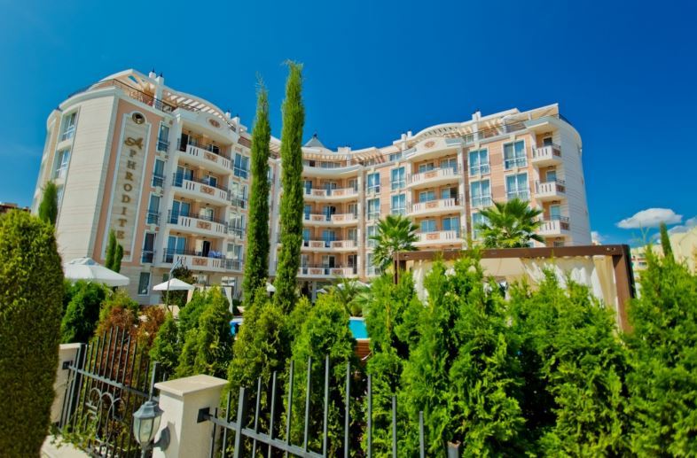 Stylish and Spacious Studio in a Prestigious Complex in Sunny Beach – Comfort and Luxury by the Sea