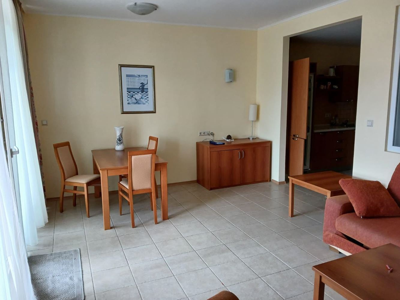 Attractive One-Bedroom Apartment on the First Line by the Sea in Pomorie – Comfort, Swimming Pools and Spa Facilities