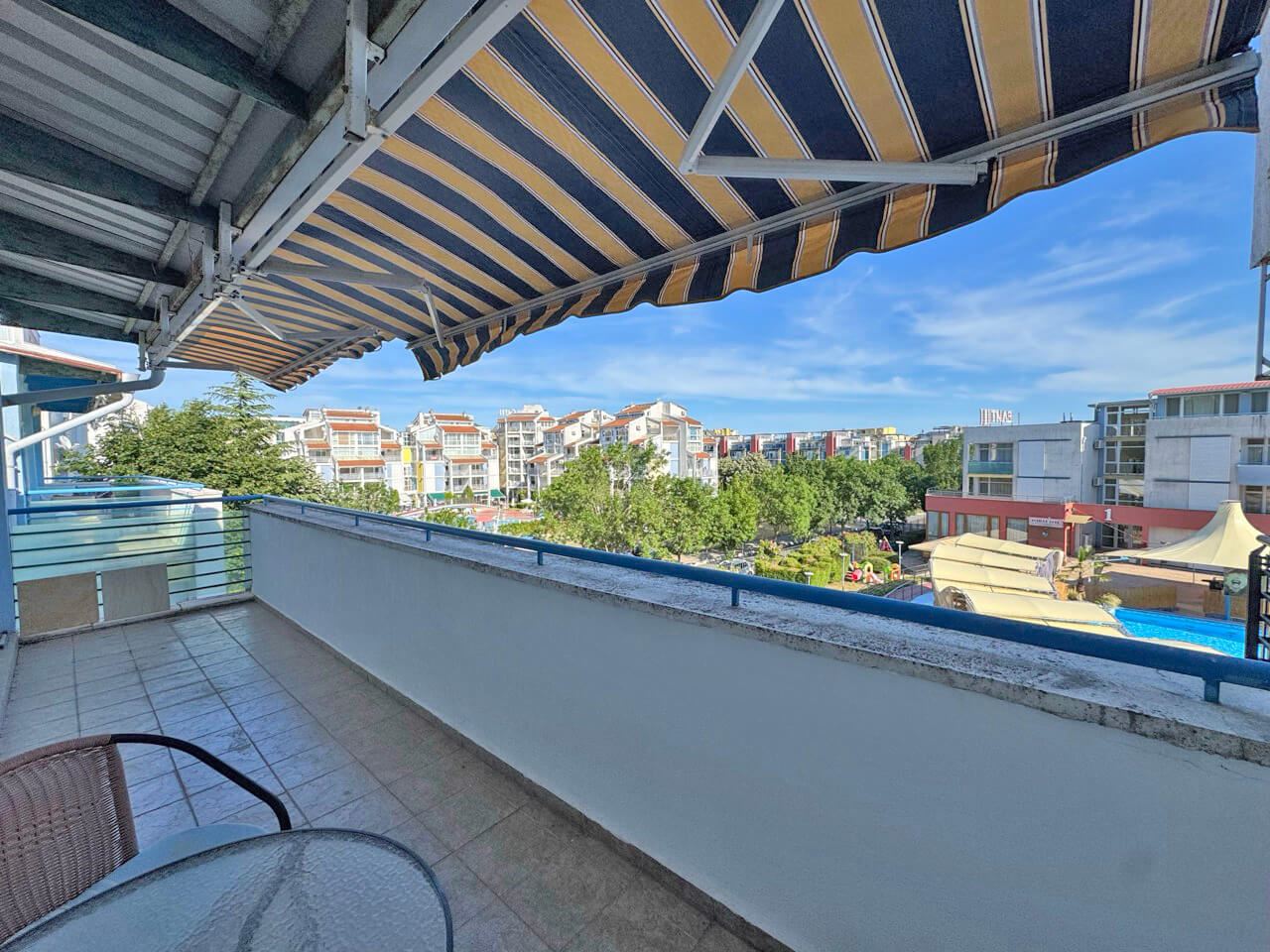 Cozy One-Bedroom Apartment with Pool View in Sunny Beach