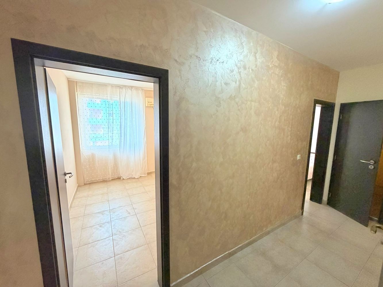 Three-room apartment in Sunny Beach with no maintenance fee – excellent location, attractive investment