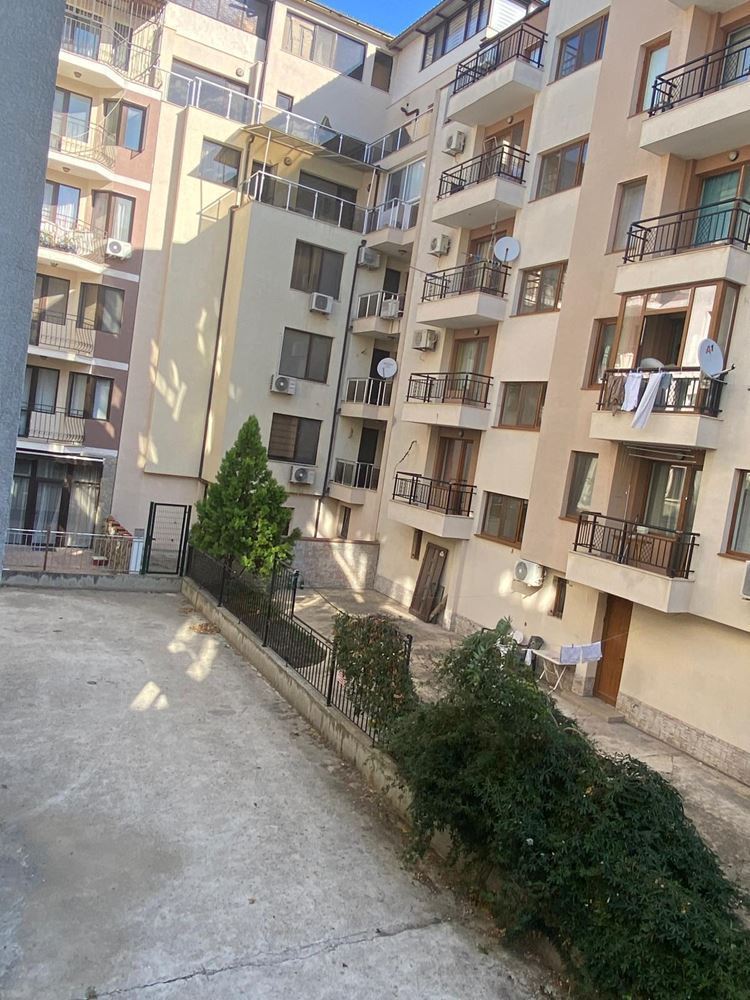 Furnished One-Bedroom Apartment 50 m from the Sea in Pomorie
