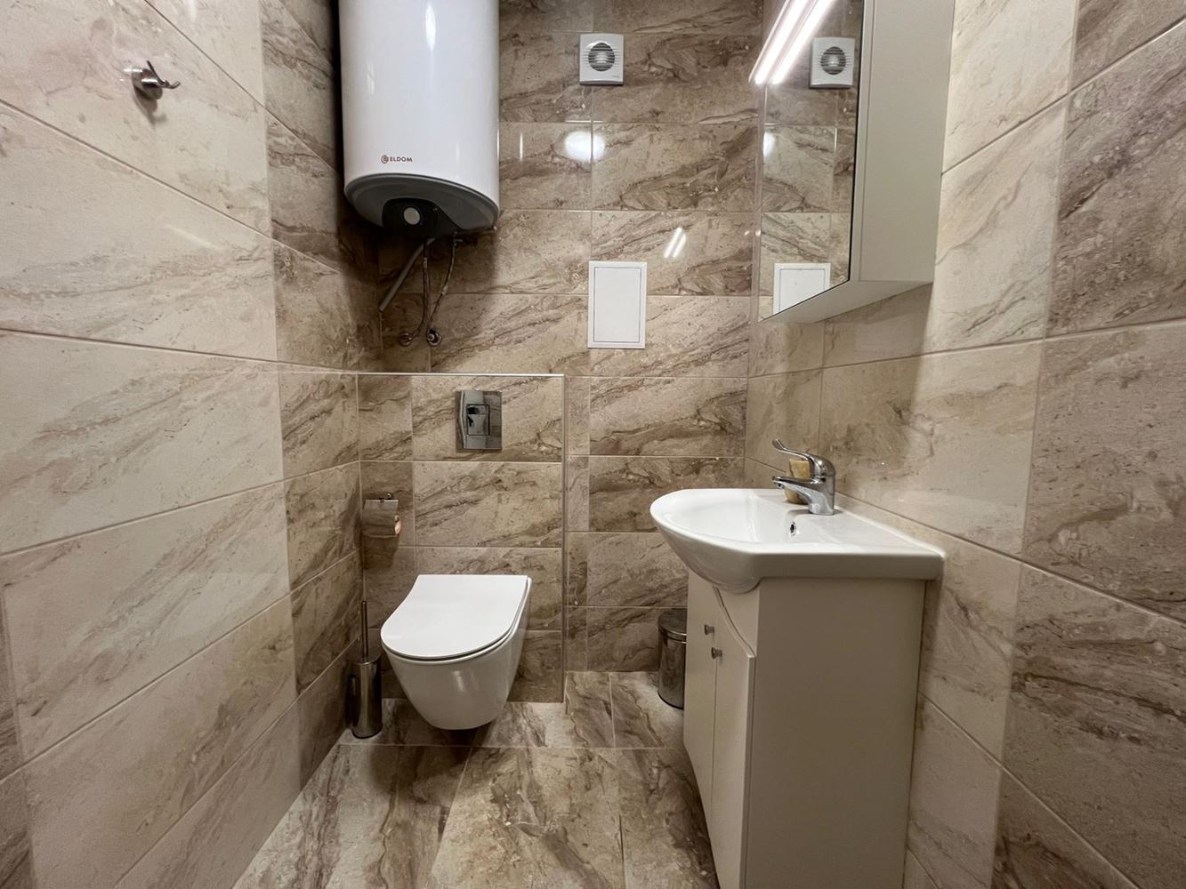 Spacious two-bedroom apartment with large terrace and parking space in Sozopol – near Harmani Beach