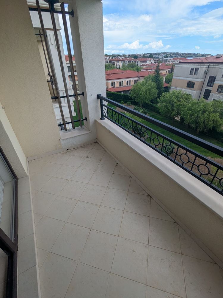 One-Bedroom Apartment with Partial Sea View in a Luxury Complex with Private Infrastructure in Sozopol
