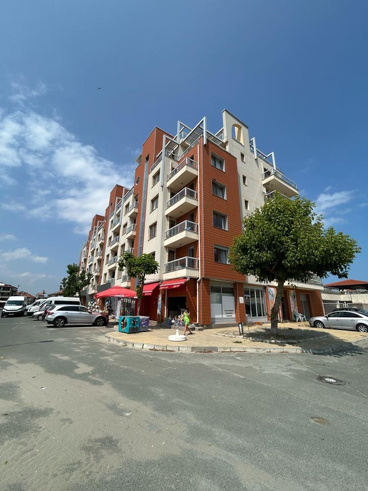 Studio next to the sea - Pomorie, complex with amenities and low monthly fees