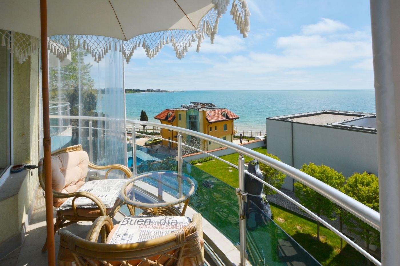 Luxury two-bedroom apartment with sea view on the first line in Ravda – 114 m², two terraces, and full comfort