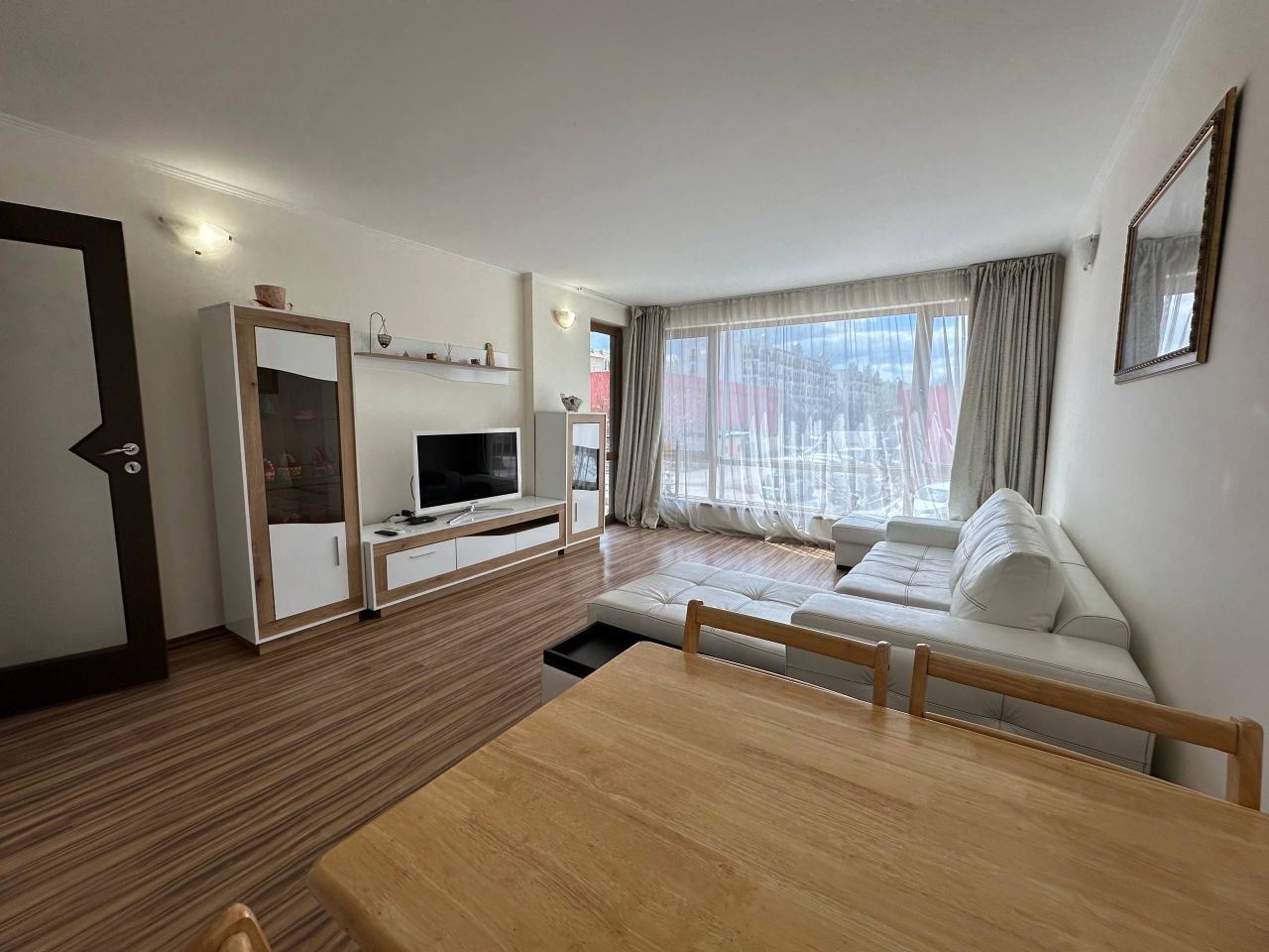 One-bedroom apartment in Sunny Beach – fully furnished property with excellent location and year-round infrastructure