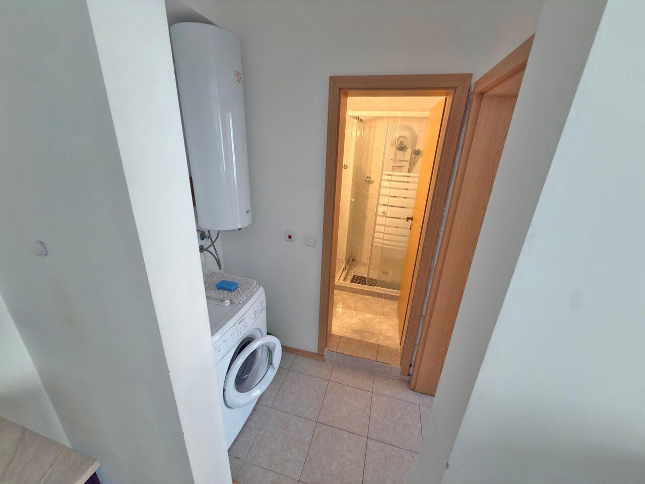 One-Bedroom Apartment with Quality Furnishings and a Swimming Pool in a Modern Complex in Sunny Beach