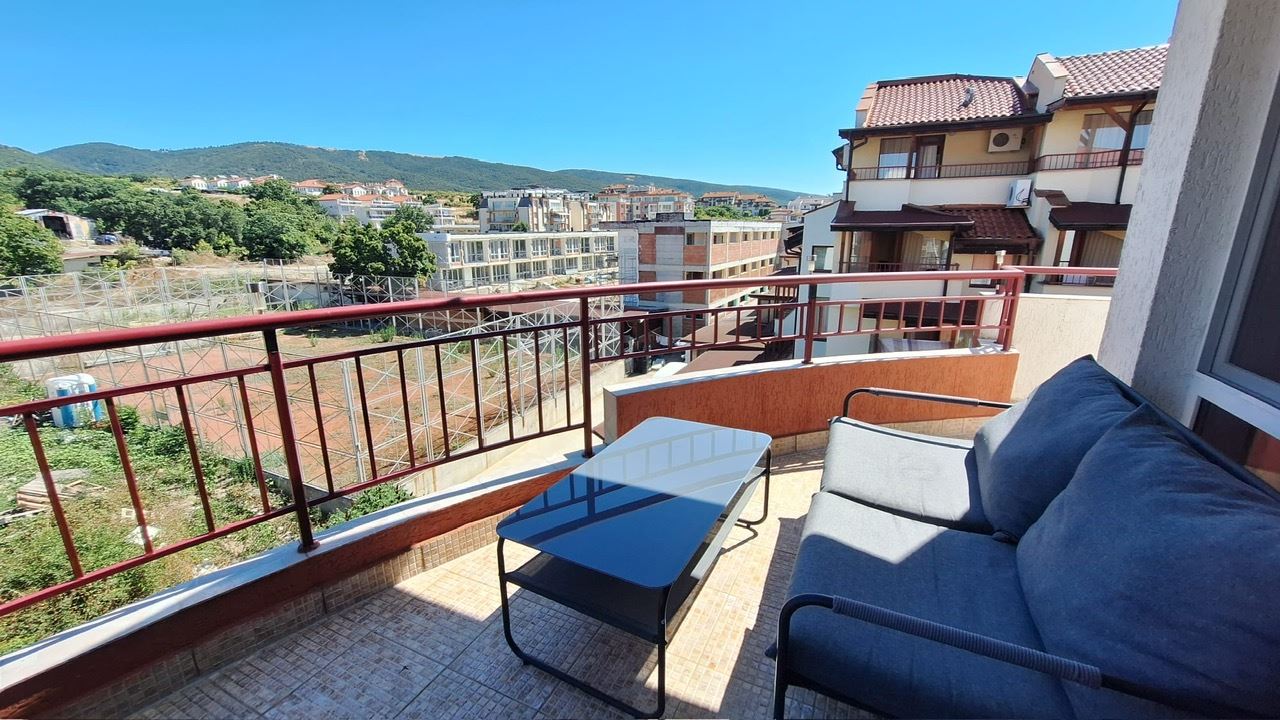 Just Steps from the Sea – Cosy Apartment with Two Bedrooms at the Entrance to Sveti Vlas