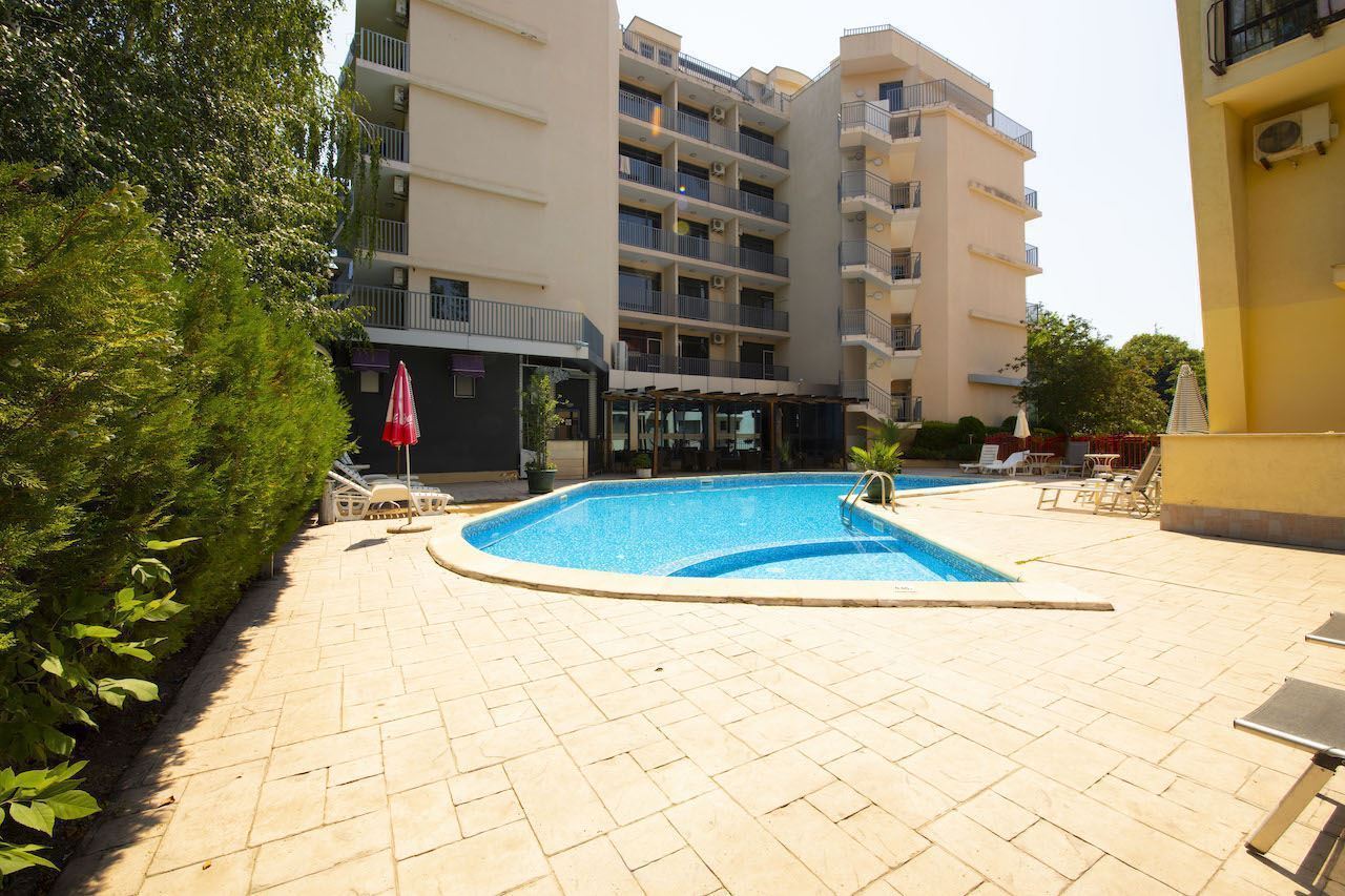 Stylish Studio in the Center of Sunny Beach with Park and City Views