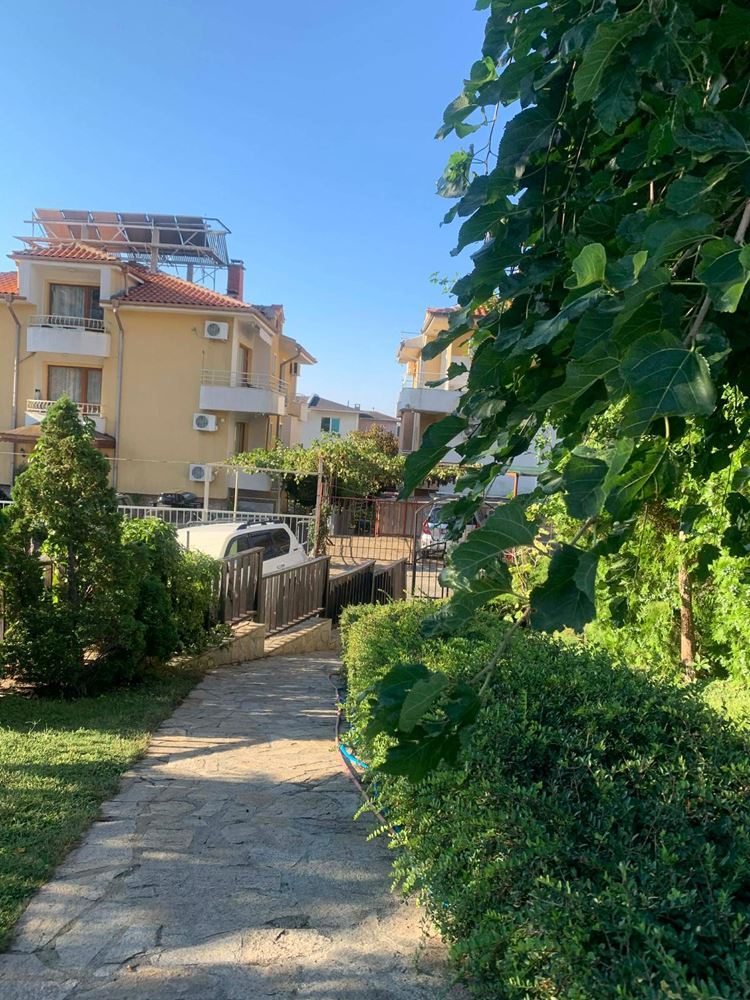 Spacious Studio 200 Meters from the Beach in Sveti Vlas – Fully Furnished and Ready for Use
