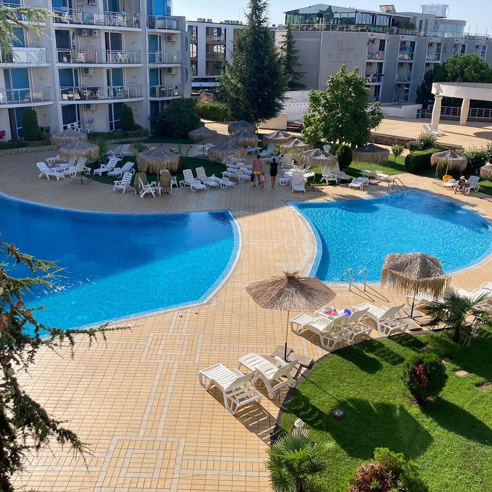 Elegant studio in an elite complex in Sarafovo – just a few steps from the beach, luxury, SPA, and a pool right in front of you