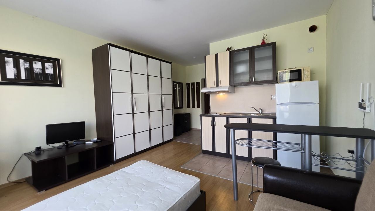 Practical and cozy studio in Sunny Beach – comfort and tranquility with a pool view
