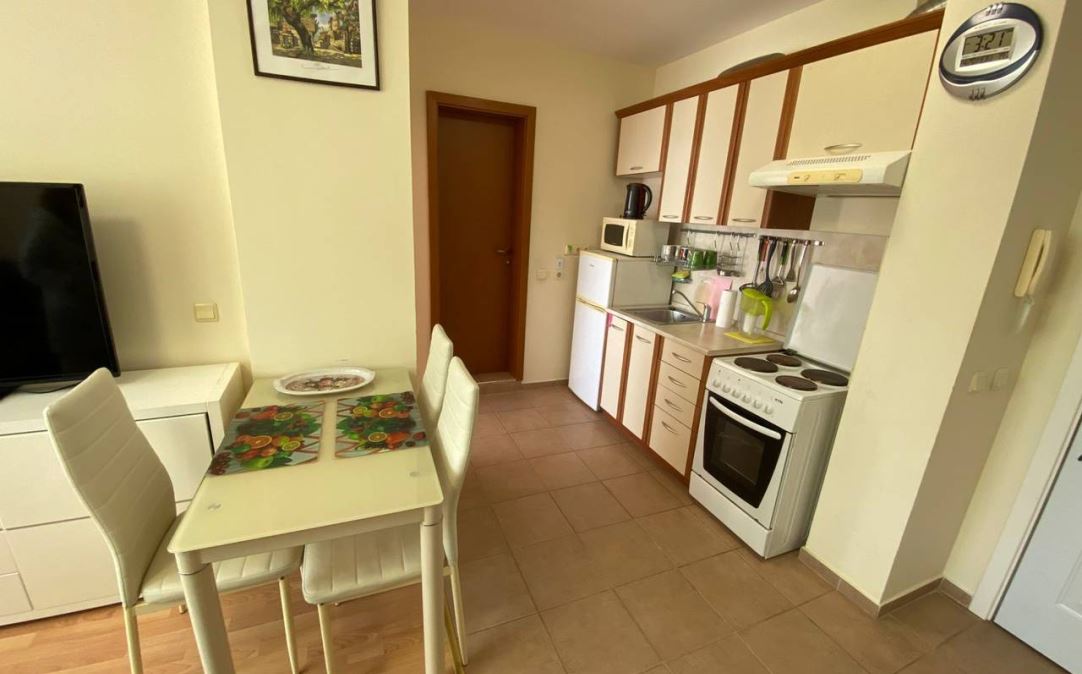 Spacious one-bedroom apartment in a modern complex in Sunny Beach – comfort, greenery, and amenities for residents
