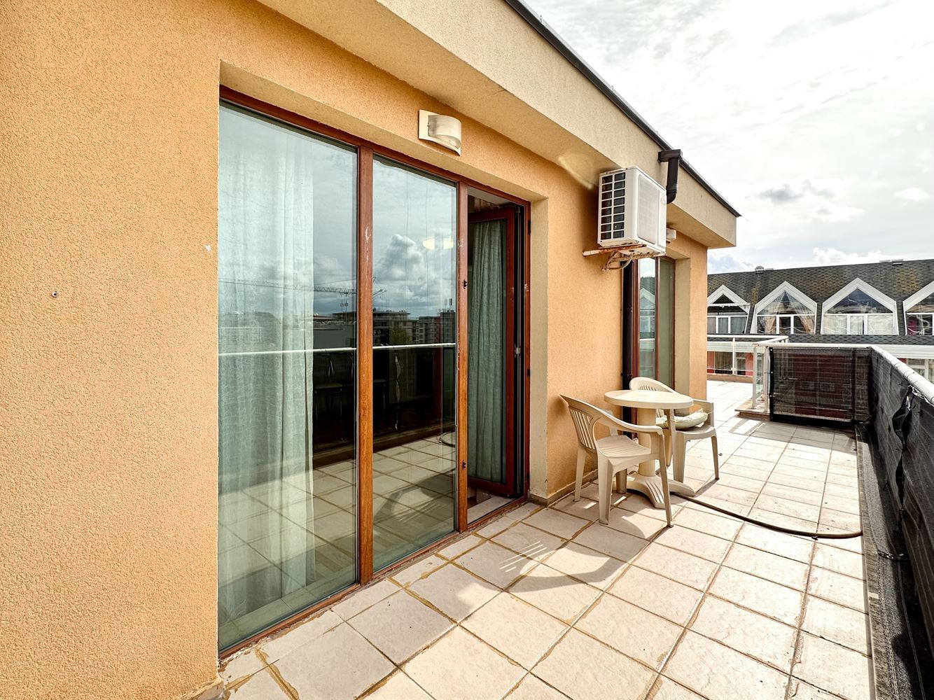 Spacious Studio with Impressive Panoramic Terrace in Sunny Beach