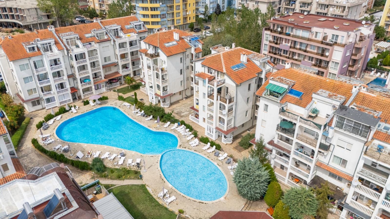 Stylishly renovated two-bedroom apartment in a well-maintained complex in Sunny Beach – comfort, tranquility and excellent location