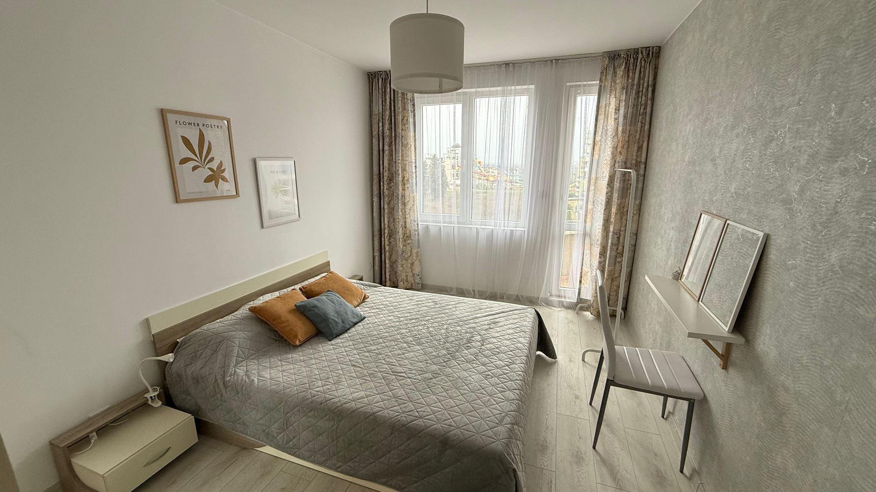 Spacious and Modern One-Bedroom Apartment with Full Amenities in Pomorie