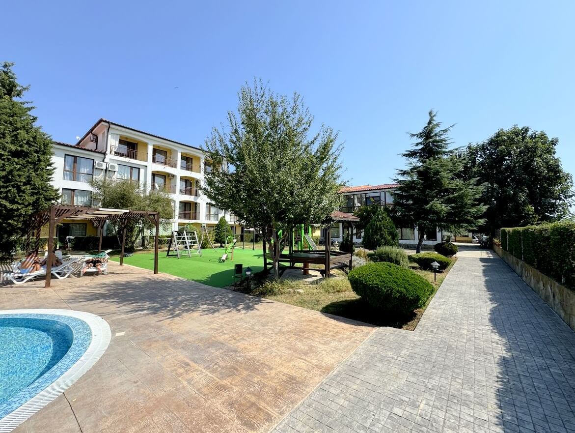 One-Bedroom Apartment with Sea View in a Gated Complex in Ravda – 200 m from the Sea