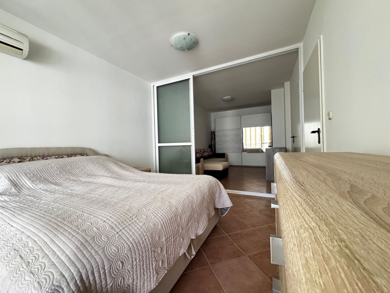 Spacious one-bedroom apartment in Pomorie – with a large terrace and excellent investment potential