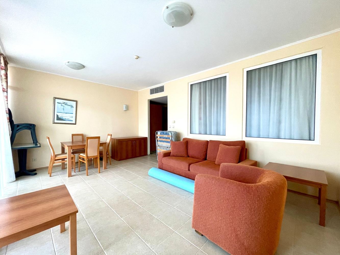 Spacious one-bedroom apartment on the first line with sea view in Pomorie