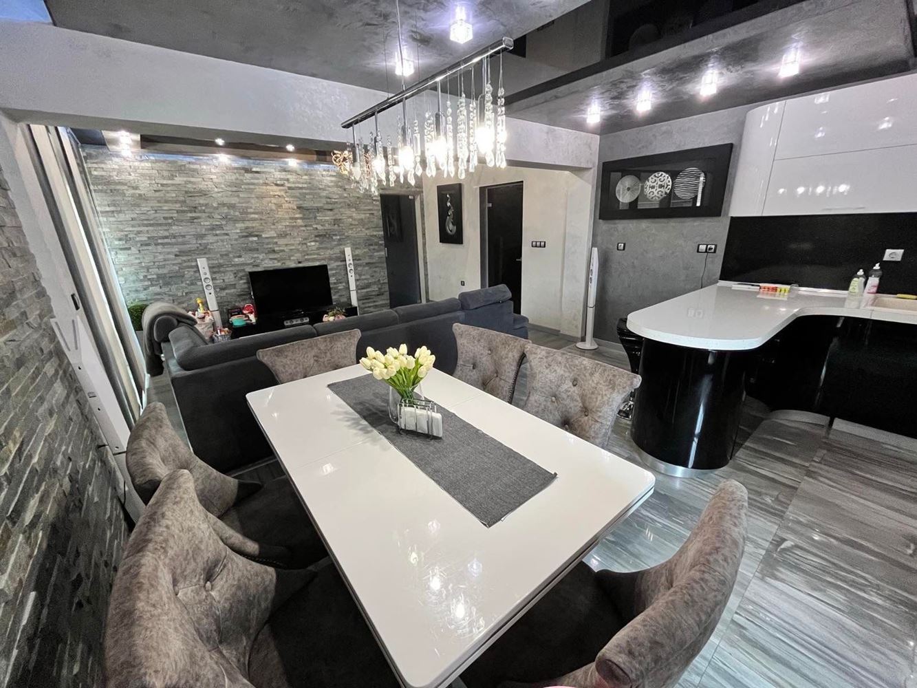 Luxury apartment with three terraces and high-end furnishings – exceptional two-bedroom property in Black Sea residential complex, Nesebar
