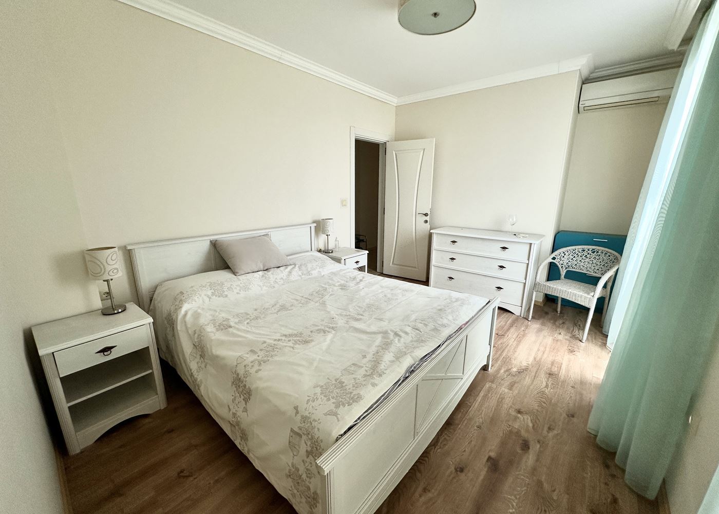 Spacious Two-Bedroom Apartment with Sea Panorama in Ravda