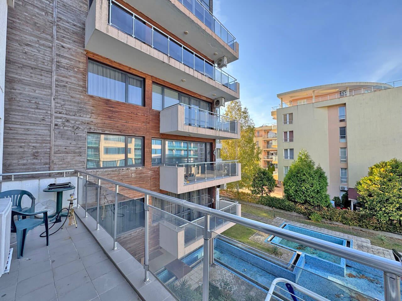 Spacious One-Bedroom Apartment with Low Maintenance Fee in Sunny Beach