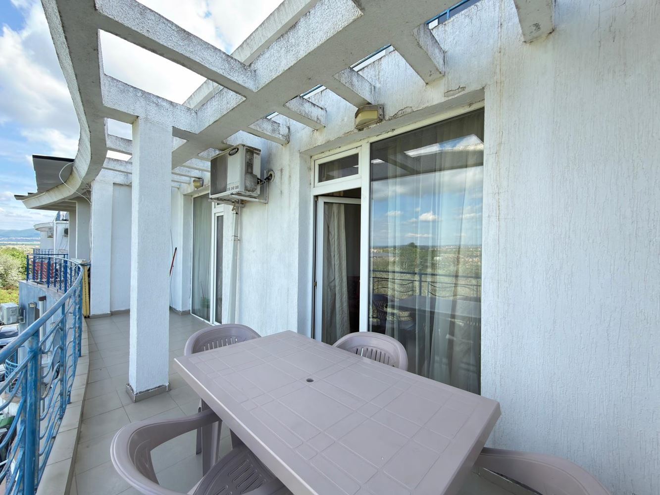 Spacious four-room duplex apartment with panoramic views – comfort and style in the heart of tranquility