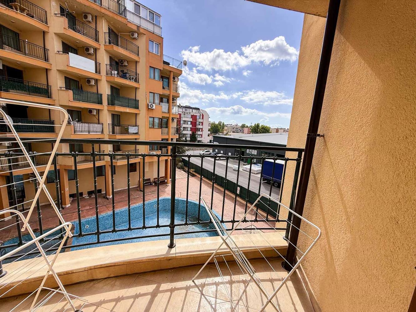 Sunny Beach: Cozy One-Bedroom Apartment with Low Maintenance Fee