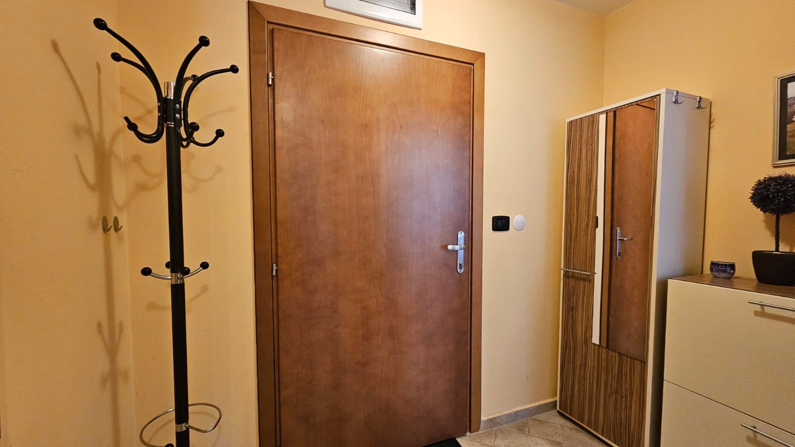 Cozy and stylishly furnished one-bedroom apartment with partial sea view