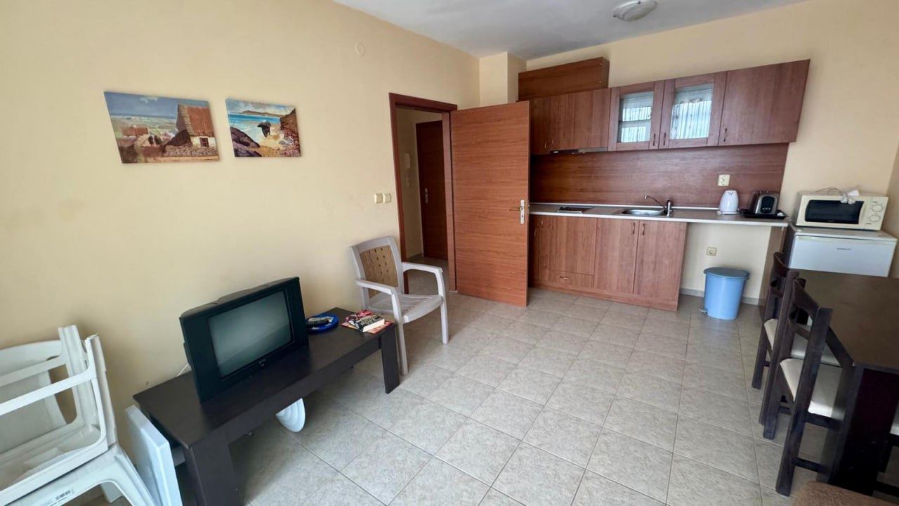 One-bedroom apartment 100 m from the beach – exceptional complex with full infrastructure