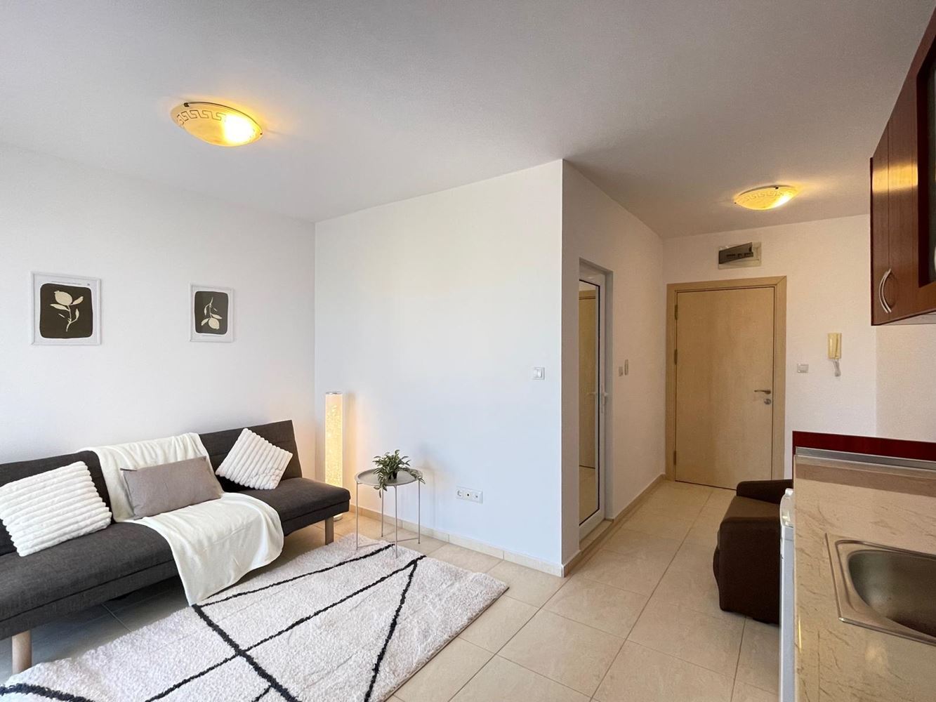 Stylish furnished studio in a year-round complex in Sunny Beach, 400 meters from the beach