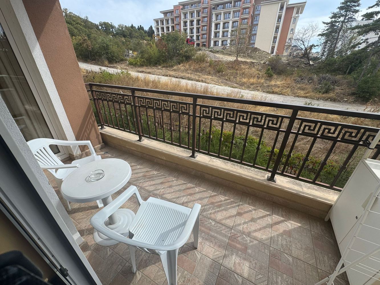 Spacious One-Bedroom Apartment in an Elegant Complex in Sunny Beach