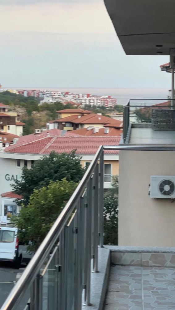 Cozy One-Bedroom Apartment with Panoramic Sea and Mountain Views in Sveti Vlas