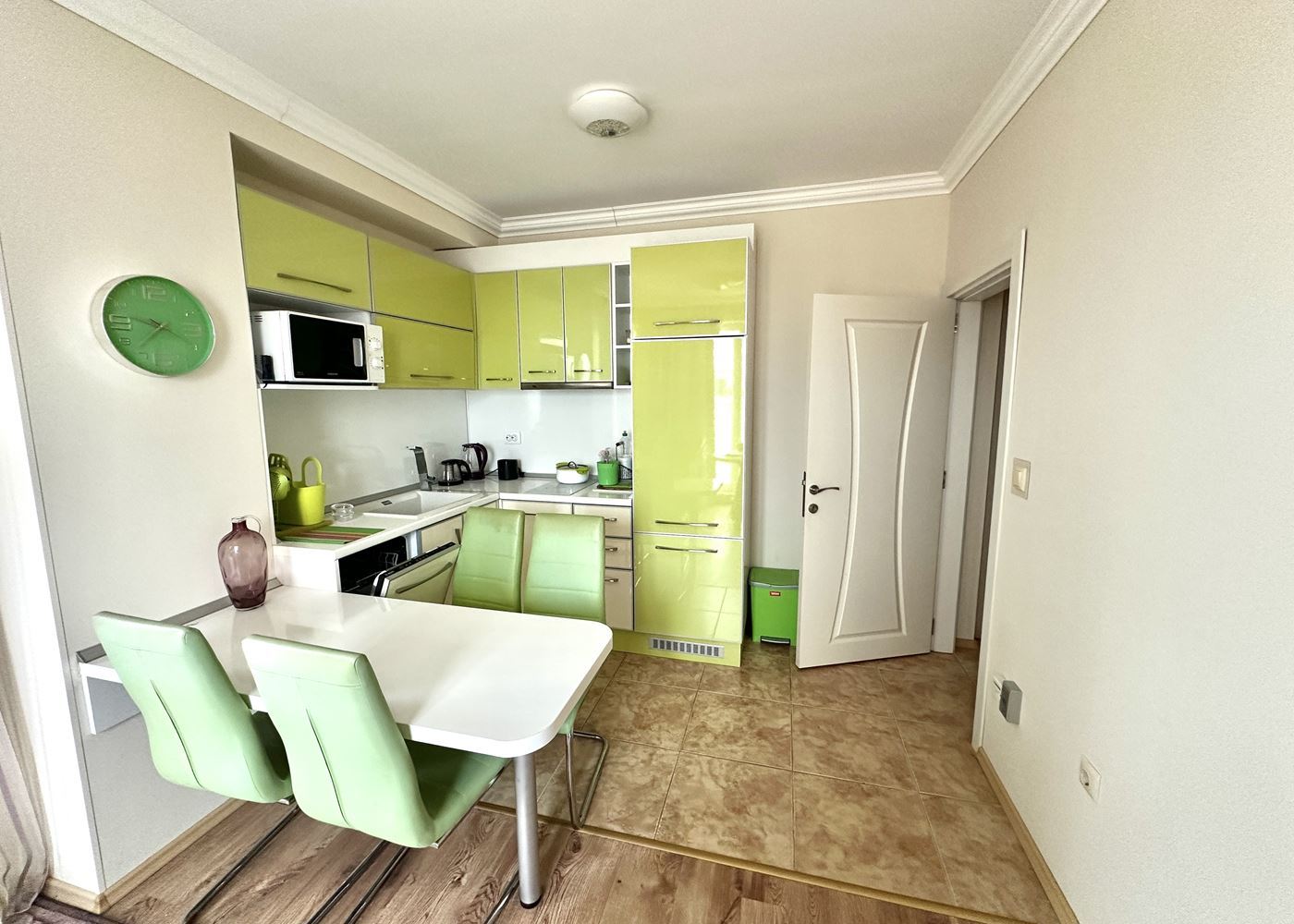 Spacious Two-Bedroom Apartment with Sea Panorama in Ravda