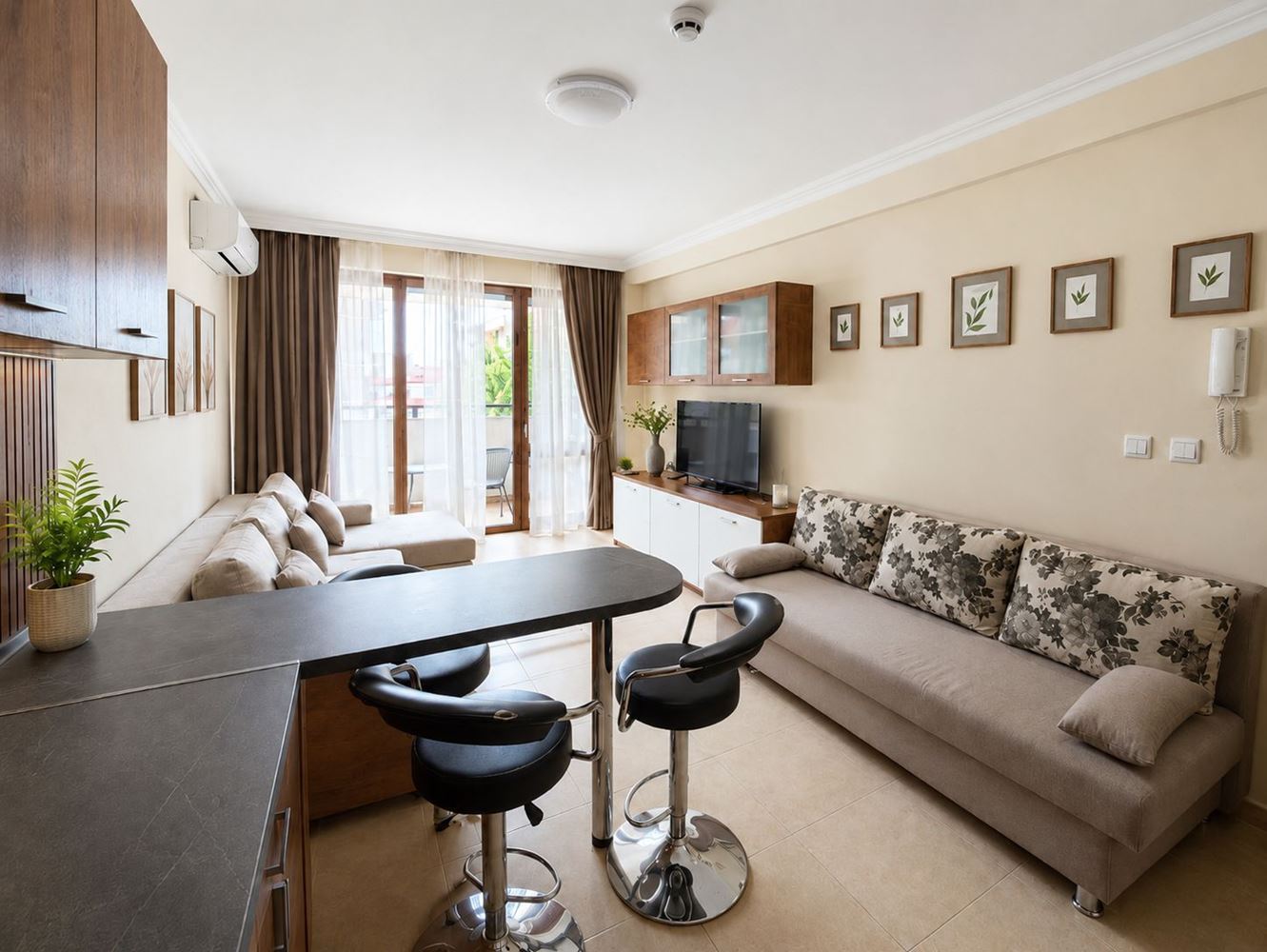 Spacious Studio 200 Meters from the Beach in Sveti Vlas – Fully Furnished and Ready for Use
