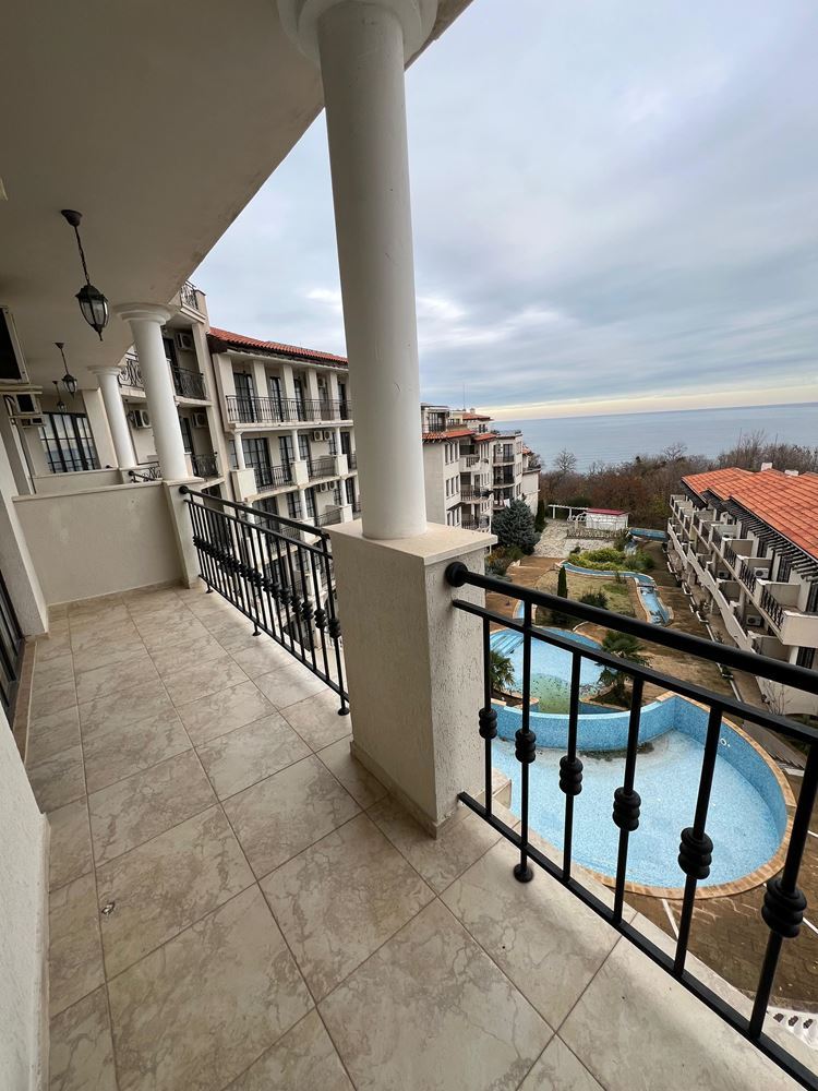 Two-Bedroom Apartment with Panoramic Sea and Pool Views – First Line by the Sea in Obzor!