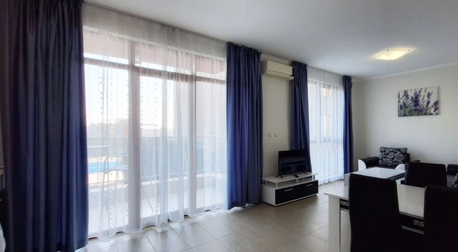 One-Bedroom Apartment on the First Sea Line in Sveti Vlas – Cozy Property with Pool and Sea View