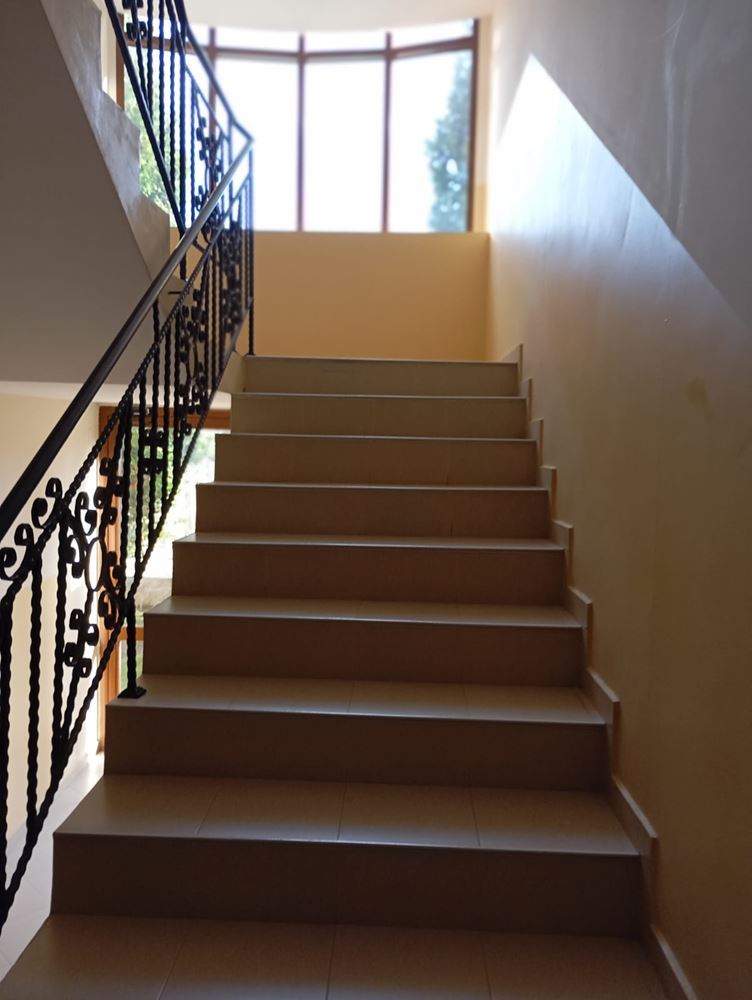 Fully furnished one-bedroom apartment 200 m from the beach in Ravda – peace, greenery, and comfort in a small complex