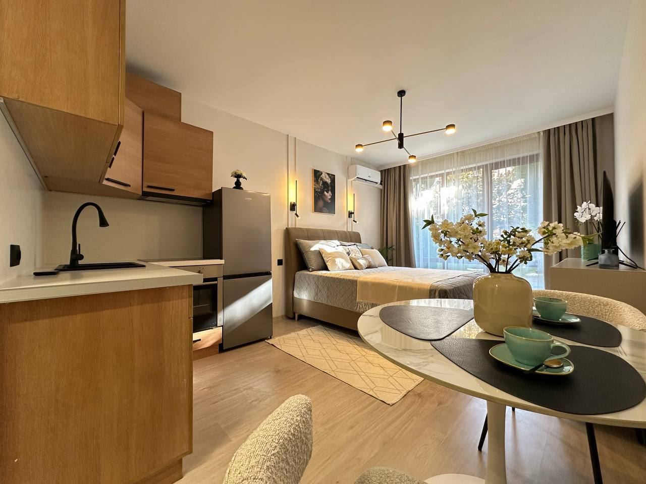 Stylish and cozy apartment with direct access to the pool – modern studio in a gated complex, 300 m from the sea